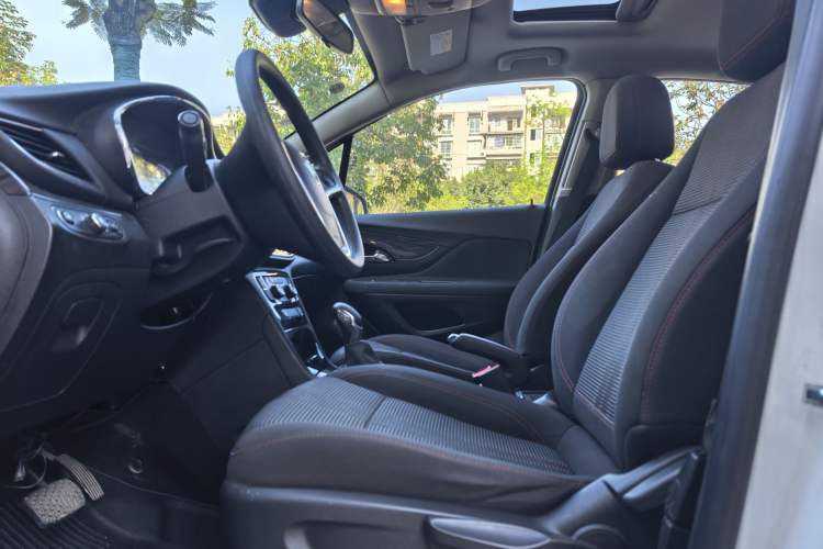 Used Buick Encore 2016 18T Automatic Two-Wheel Drive Urban Leading Edition
