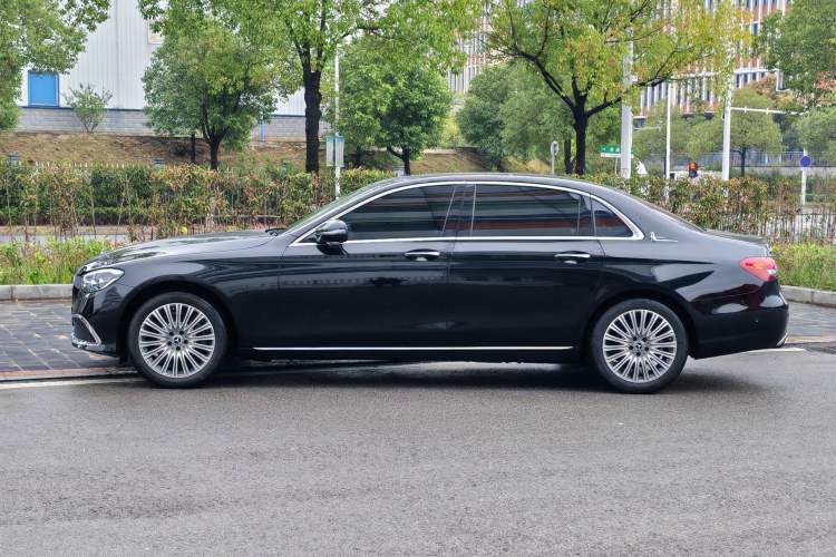 Used Mercedes-Benz E-Class 2021 Facelift E 300 L Stylish Edition
