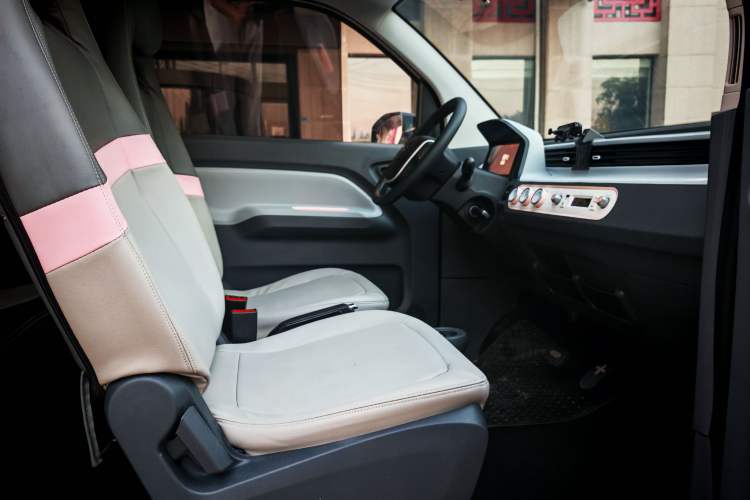 Used Wuling Hongguang MINIEV 2021 Macaron Fashion Model Lithium Iron Phosphate