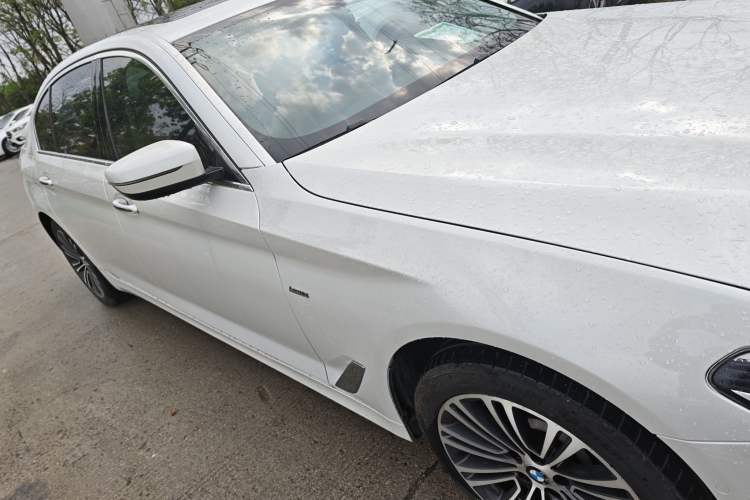 Used BMW 5 Series 2018 Facelifted 530Li Luxury Edition Premium Package Exterior 4