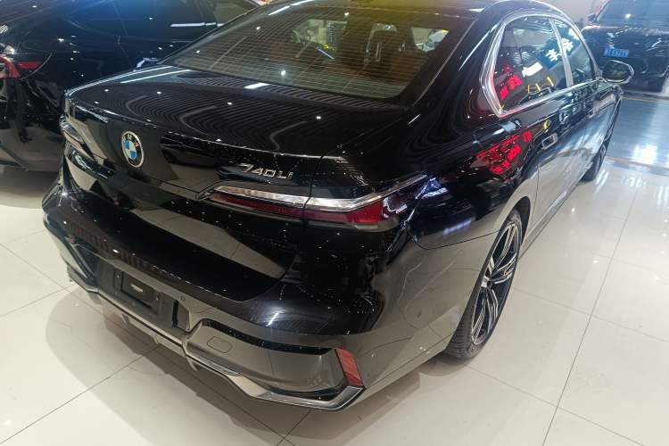 Used BMW 7 Series 2023 740Li Luxury Edition M Sport Package