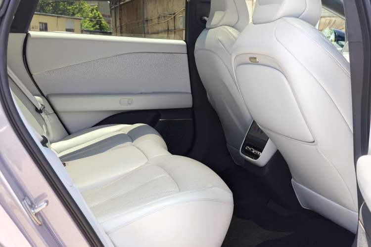 Used XPeng P7+ 2024 Long-Range Max Interior 2