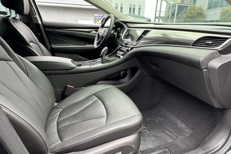 Used Buick LaCrosse 2019 28T Luxury Version
