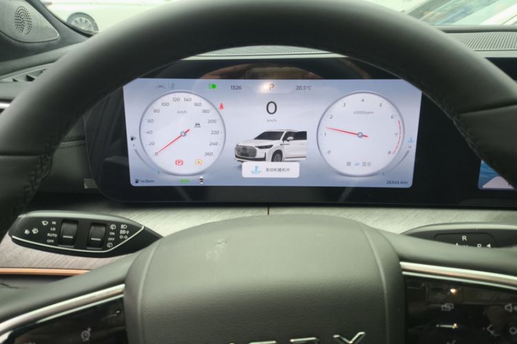 Used Chery Tiggo 9 2025 2.0T Dual-Clutch Two-Wheel Drive Luxury Edition 5 Seats