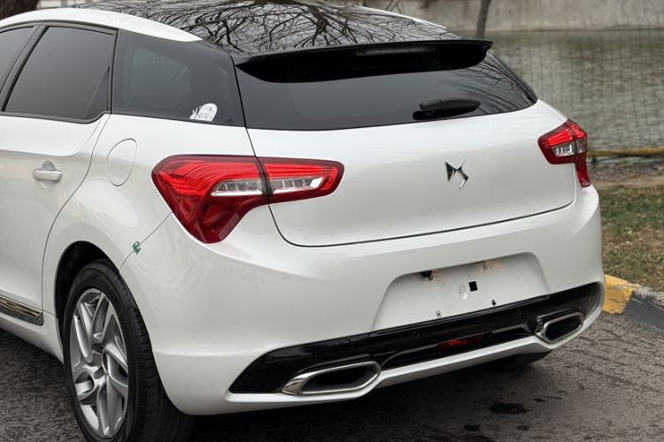 Used DS 5 2013 1.6T Elegant Edition THP200 Exterior 5