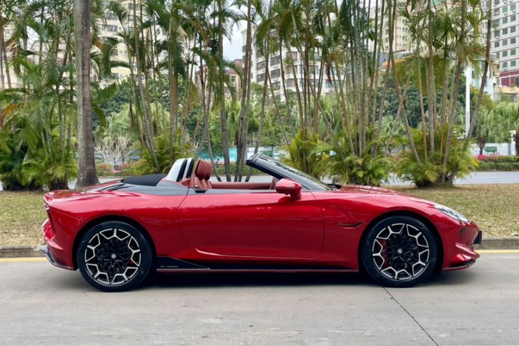 Used MG Cyberster 2024 501km Charming & Heartwarming Edition