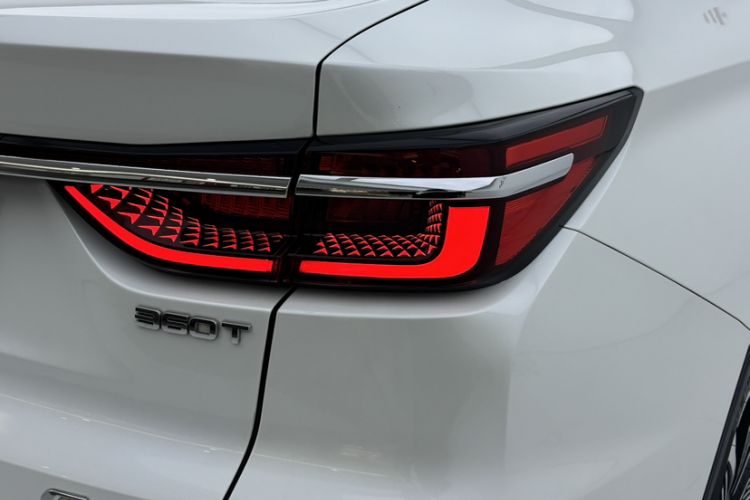 Used CHANGAN CS85 COUPE 2019 2.0T Automatic Smart Version China V Standard