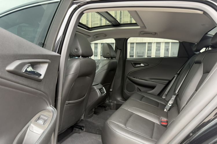 Used Chevrolet Malibu XL 2022 535T Automatic Sport Edition Interior 5