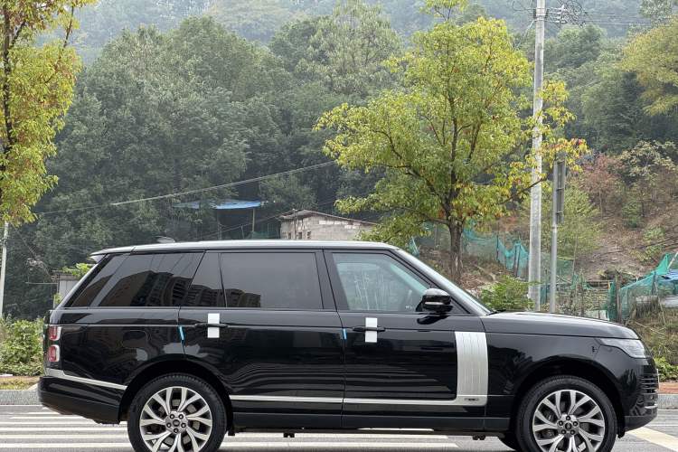 Used Land Rover Range Rover 2021 3.0 L6 Century Extended Classic Edition