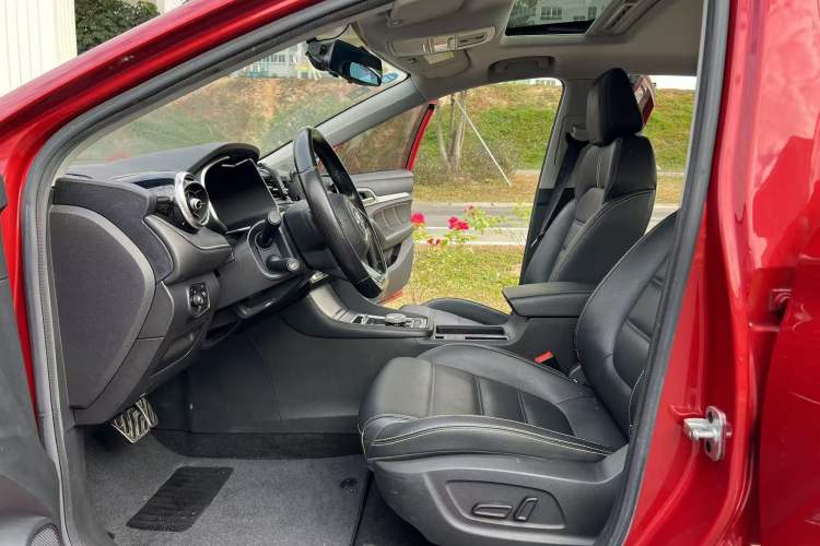 Used MG 6 New Energy 2018 45T E-DRIVE Intelligent Hybrid Premium Internet Edition