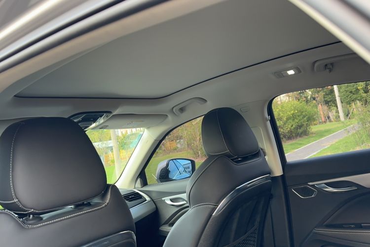 Used Geely Auto Monjaro New Energy 2019 400T YAOXINGZHE Pure Electric Range 80 KM
