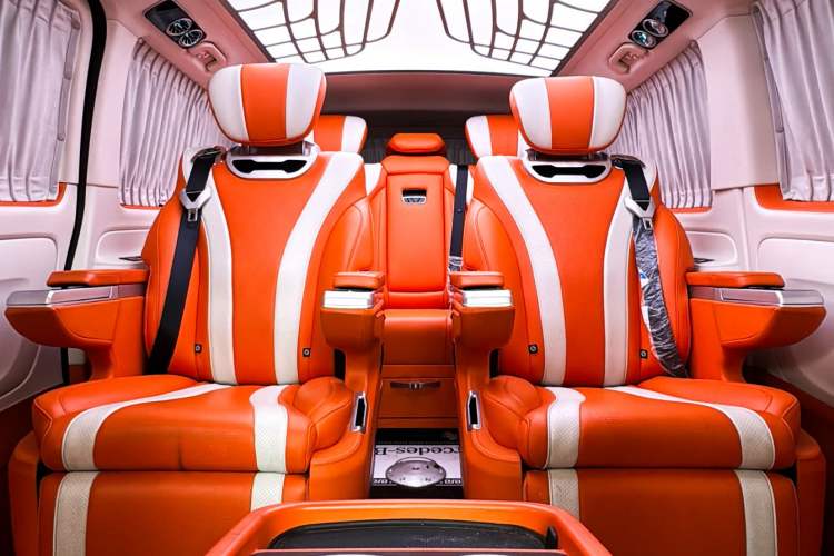 Used Mercedes-Benz Vito 2023 2.0T Elite Version 7 Seats