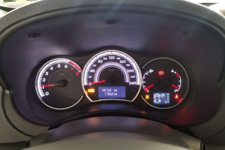 Used Renault Koleos 2015 2.5L Two-Wheel Drive Comfort Edition