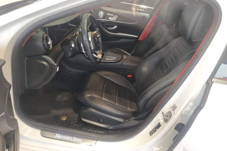 Used Mercedes-Benz E-Class 2020 E 300 L Sporty and Stylish Model
