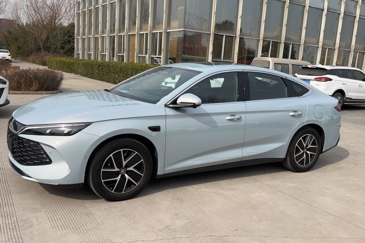 Used BYD Qin L 2025 DM-i Smart Drive 120KM Superior Model