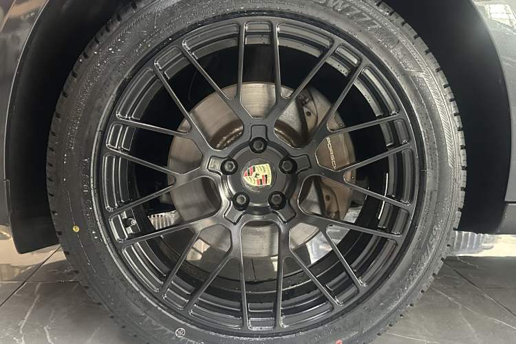 Used Porsche Macan 2018 Macan 2.0T Exterior 6