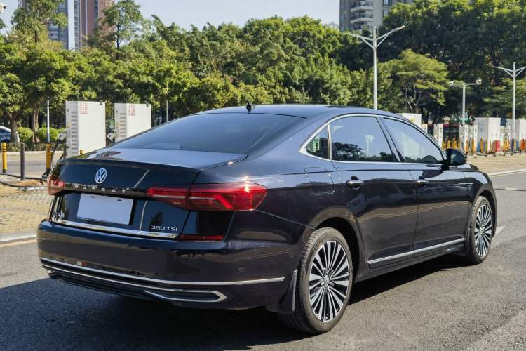 Used Volkswagen Passat 2019 380TSI Prestige Edition China VI Standard
