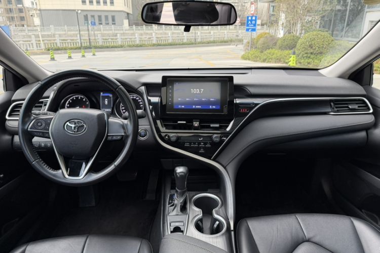 Used Toyota Camry 2023 2.0GVP Premier Edition