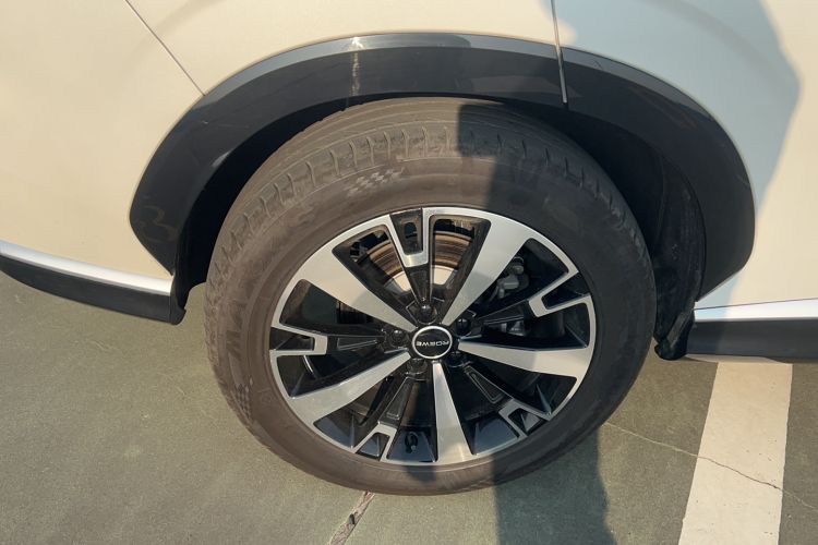 Used Roewe D5X DMH 2024 135 Tech Edition