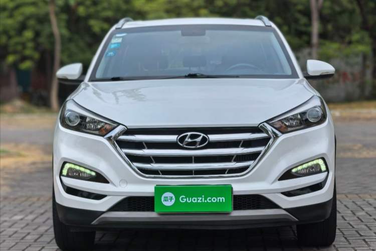 Used Hyundai Tucson 2015 1.6T Dual-Clutch Two-Wheel-Drive Smart Model
