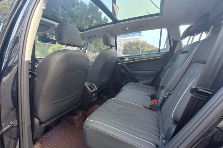 Used Volkswagen Tiguan L 2022 330TSI Automatic Two-Wheel Drive Smart Edition