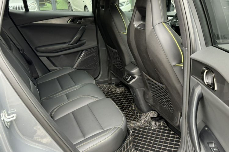 Used Lynk & Co 06 2023 Remix 1.5T Dynamic Halo Interior 5