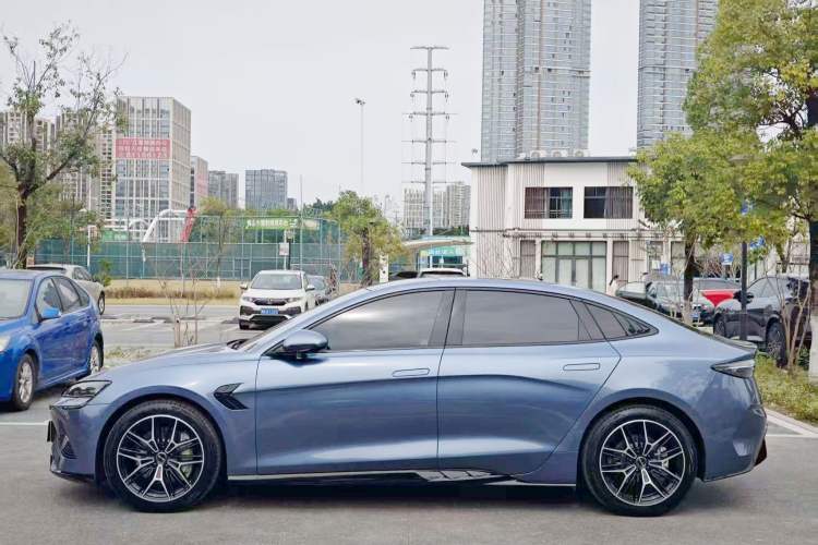 Used BYD Seal 2025 650 Long-Range Version
