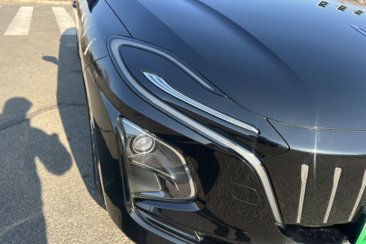 Used Hongqi E-QM5 2024 500km Range Edition
