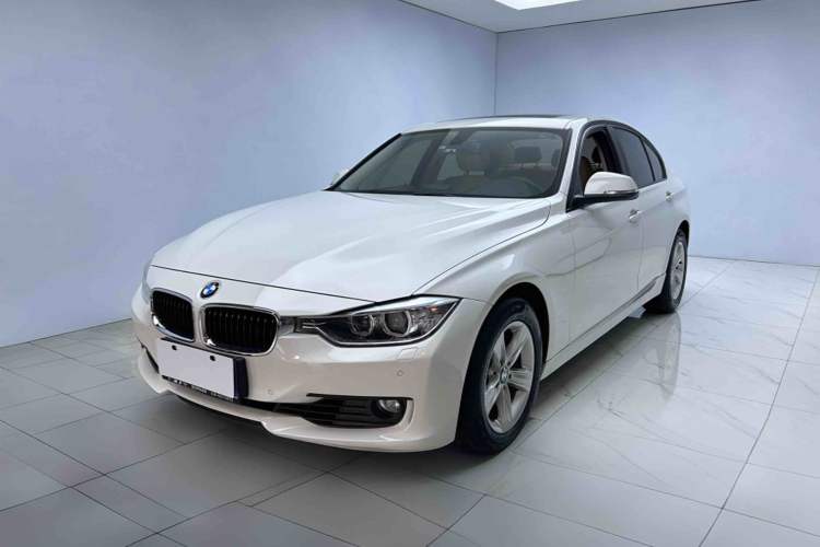 Used BMW 3 Series 2015 320i Fashion Model