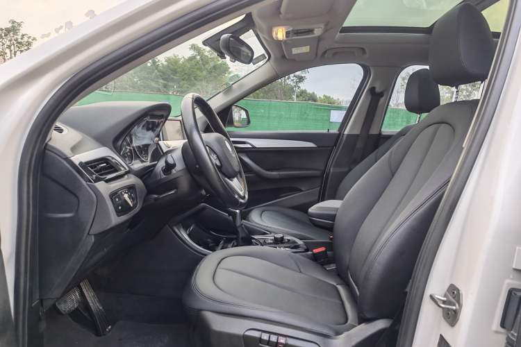 Used BMW X1 2016 sDrive18Li Fashion Model Left Front Seat