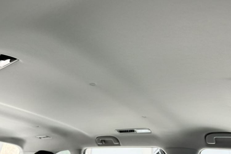 Used Toyota Highlander 2024 2.5L Smart Electric Hybrid Dual-Motor Two-Wheel-Drive Elite Edition 5 Seats Headliner