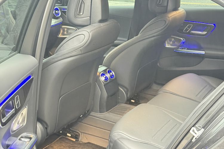 Used Mercedes-Benz C-Class 2025 Refresh C 260 L Night Edition Sports Version Interior 1