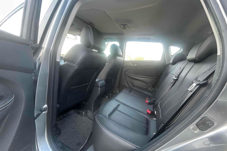 Used Land X2 2017 1.6L Automatic Platinum Edition
