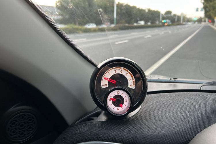 Used smart forfour 2016 0.9T 66 kW Pioneer Edition
