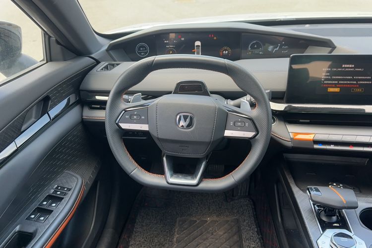 Used CHANGAN UNI-V 2023 1.5T Prestige Model
