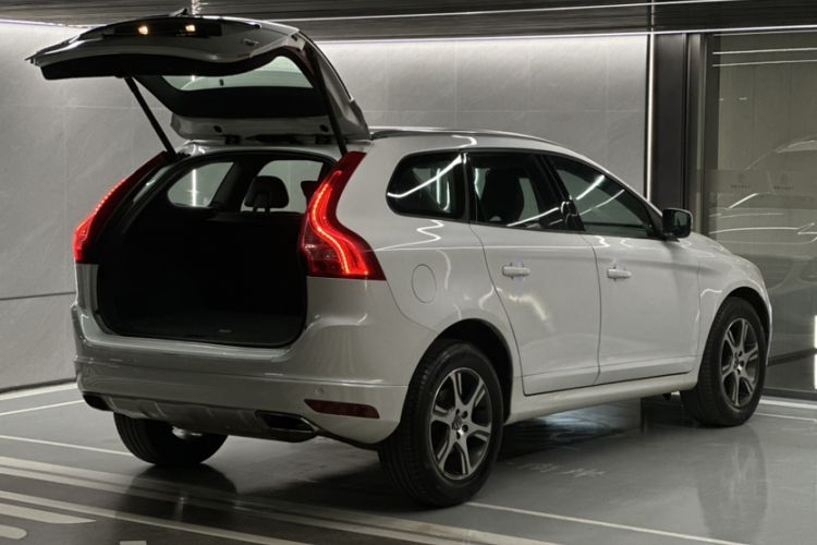 Used Volvo XC60 2014 Facelift T5 Zhiyi Edition Exterior 5