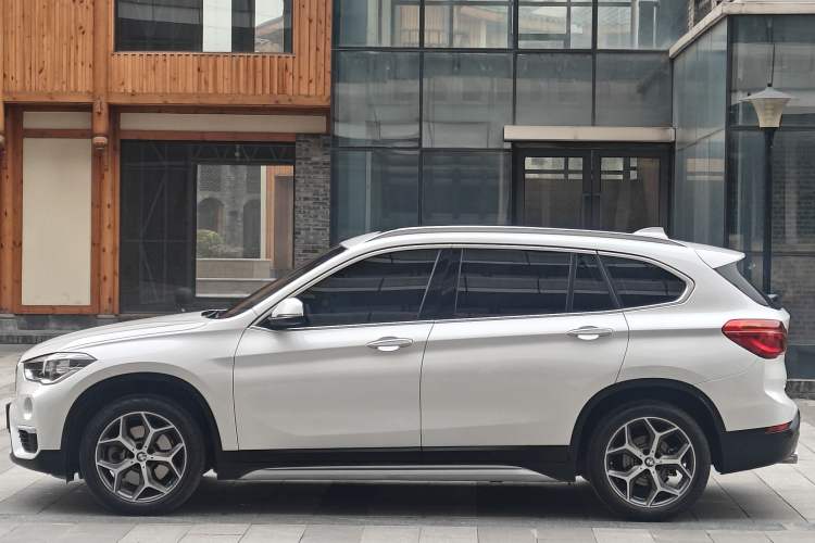 Used BMW X1 2019 xDrive20Li Luxury Model