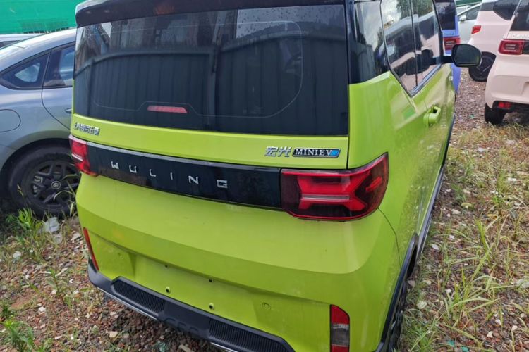 Used Wuling Hongguang MINIEV 2022 GAMEBOY 200km Gaming Edition with Lithium Iron Phosphate