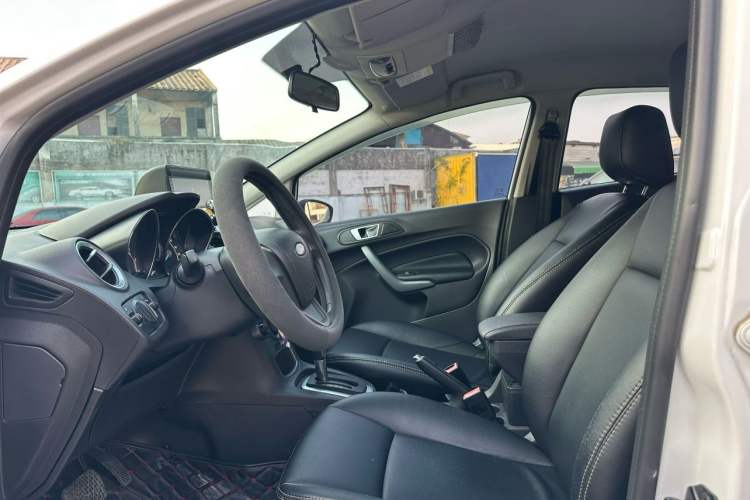 Used Ford Fiesta 2013 Hatchback 1.5L Automatic Fashion Edition