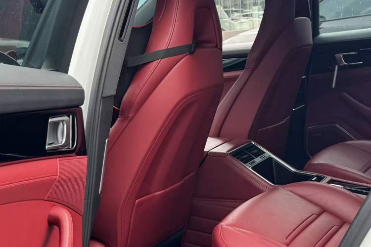 Used Porsche Panamera 2019 Panamera 2.9T Interior 6