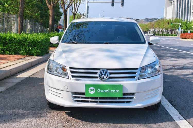 Used Volkswagen Santana 2015 1.6L Manual Fashion Edition Exterior 1