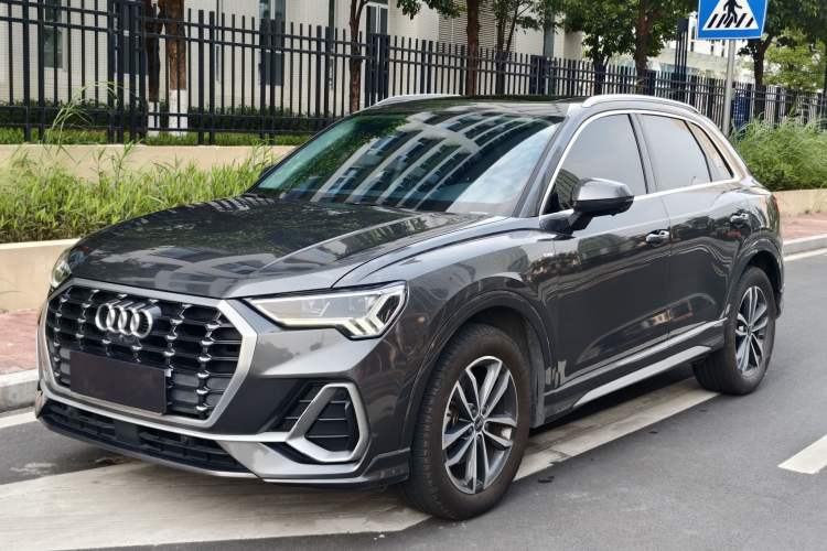 Used Audi Q3 2021 35 TFSI Progressive Dynamic Edition