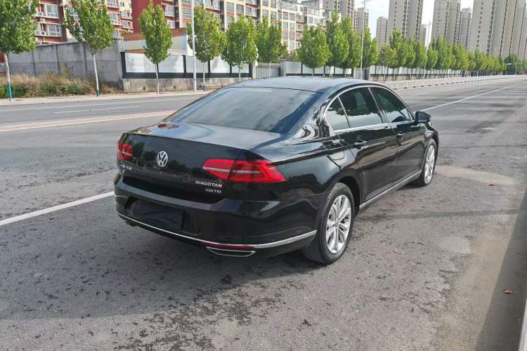 Used Volkswagen Magotan 2017 330TSI DSG Luxury Model