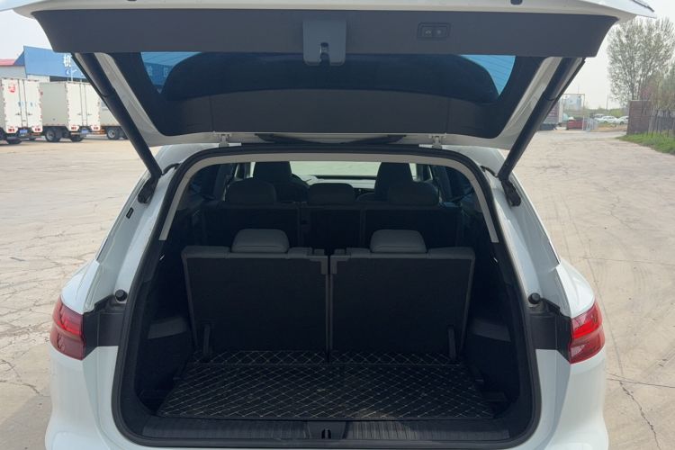 Used Audi Q5 e-tron 2023 40 e-tron Starry Edition Luxury Package Trunk