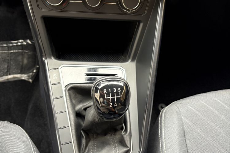 Used Volkswagen Lavida 2023 New Sharp 1.5L Manual New Comfort Edition