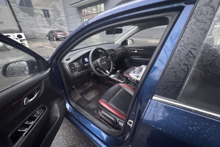 Used Kia KX Cross 2017 1.4L AT GLS