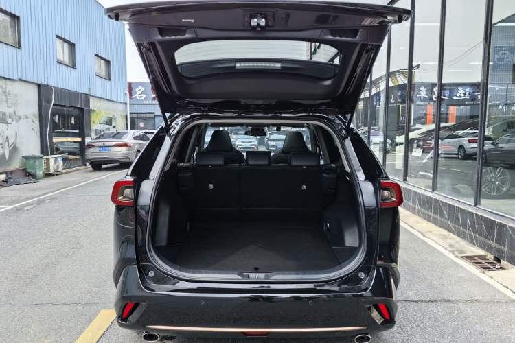 Used Toyota Wildlander 2024 2.0L CVT Two-Wheel Drive Luxury PLUS Edition