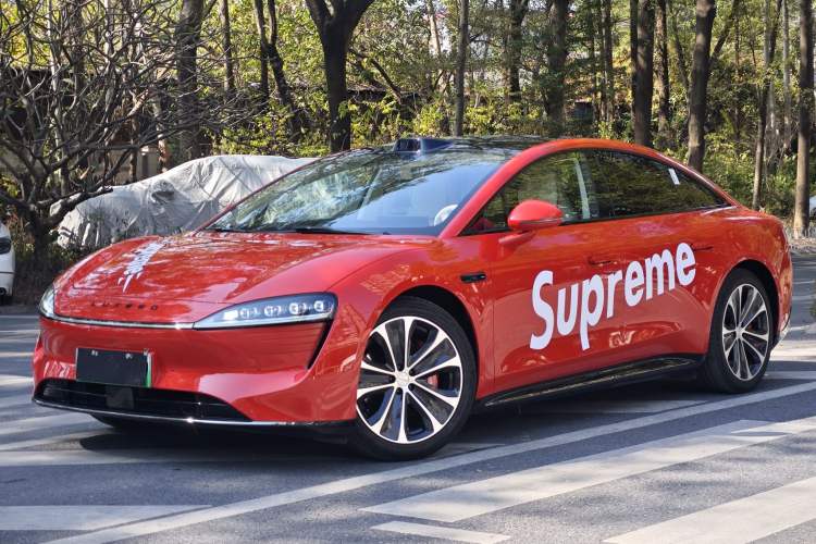 Used Hima Luxeed S7 2025 785 km Ultra