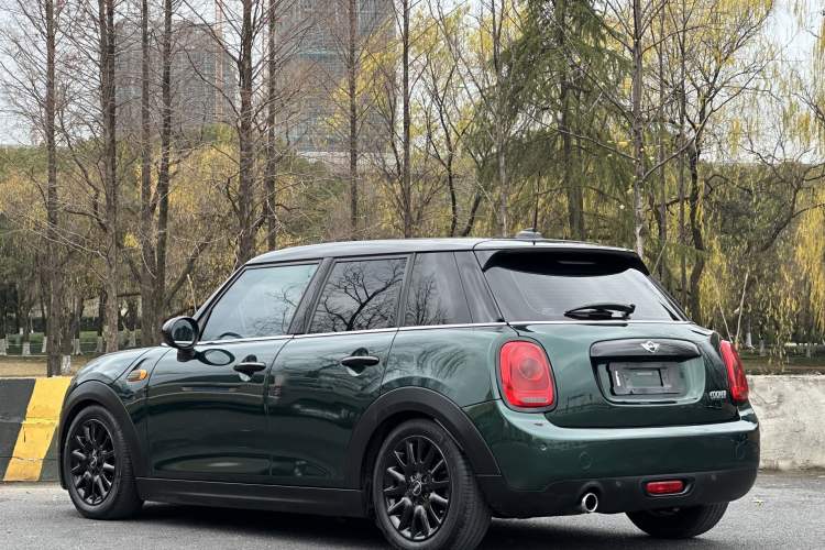 Used MINI MINI 2015 1.5T COOPER Fun Five-Door Edition
