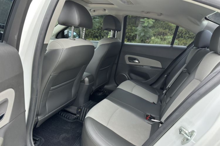 Used Chevrolet Cruze 2013 1.6L SE AT